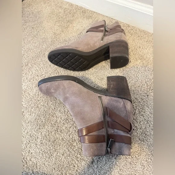 Michael Kors Fawn Ren Boots Size 8.5 M - Picture 5 of 10